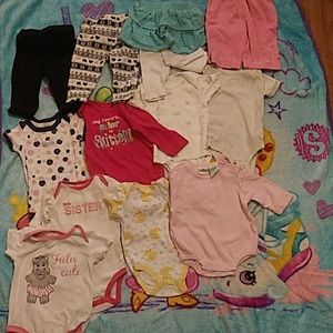 Set 0f 12 outfit 0-3m.